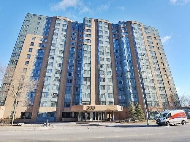 2nd image of 300 Webb Dr #907