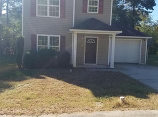 32 Randolph Dr, Clayton, NC 27520