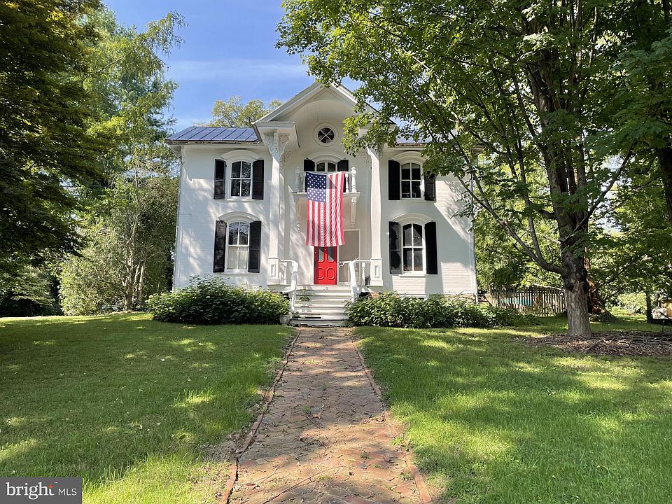 22 Main St, Round Hill, VA 20141 Zillow