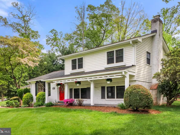 3410 Valewood Dr, Oakton, VA 22124