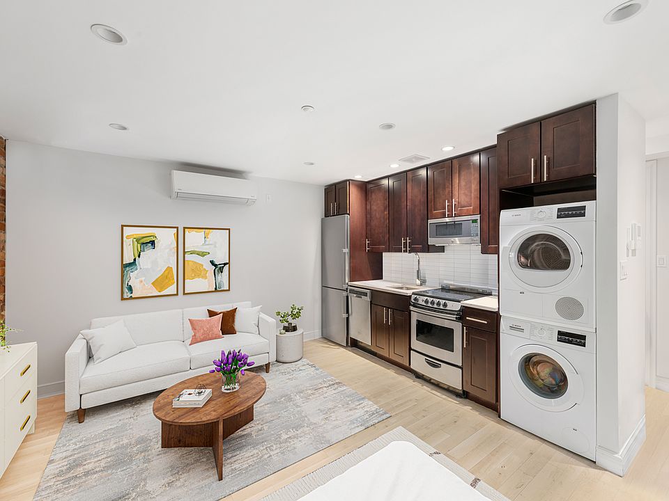 1st image of 51 W 11th St #B3