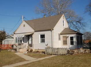 424 E Howard Ave, Milwaukee, WI 53207