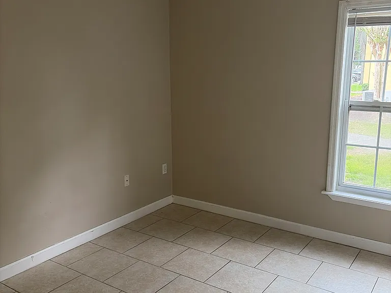 2007 Dixie Belle Dr #B — Photo 38