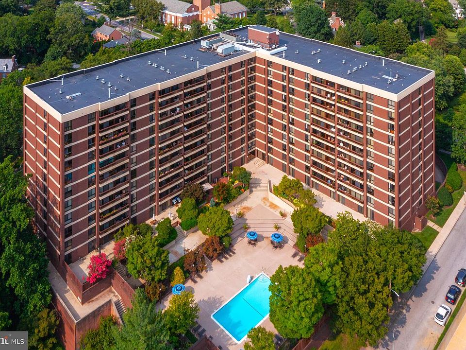 1st image of 4100 N Charles St Unit 1010