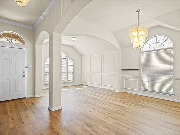 4th image of 2716 Potter Ct