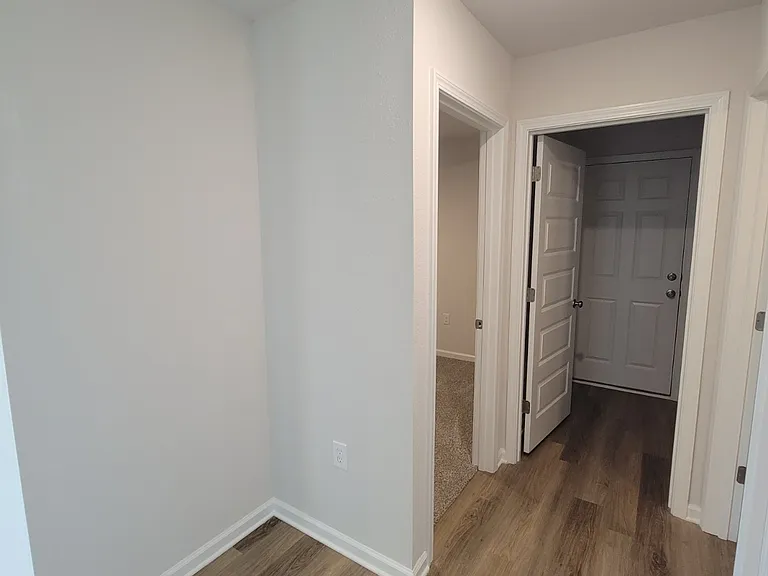 6570 Atkins Rd — Photo 24