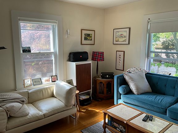 4th image of 160 Jersey St #2