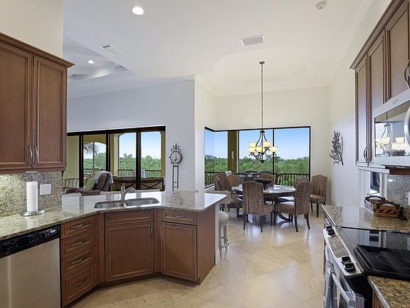 4th image of 500 Spinnaker Dr