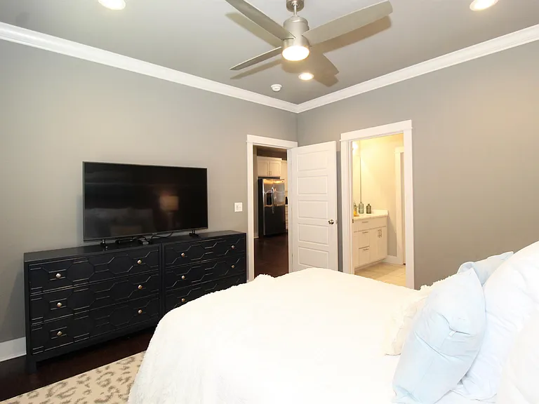 2047 S Florida Way — Photo 15
