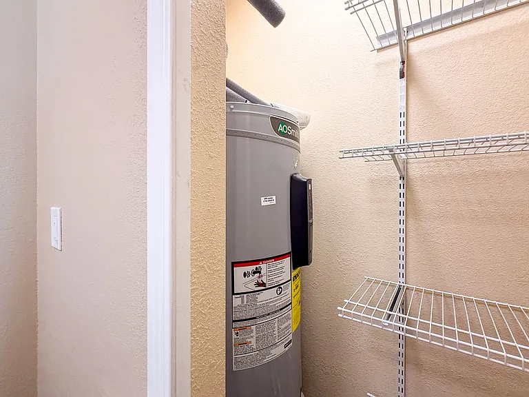501 E 2nd Ave #6 — Photo 12