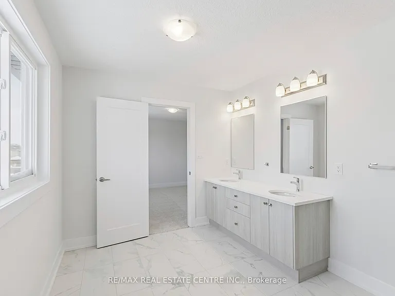 123 Maple St — Photo 31