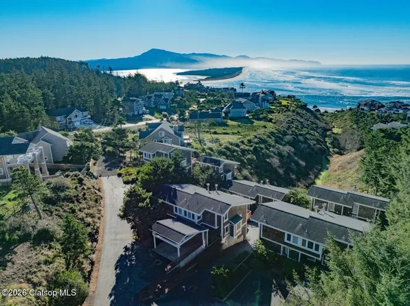 505 Capes Dr W Unit 2, Tillamook, OR 97141