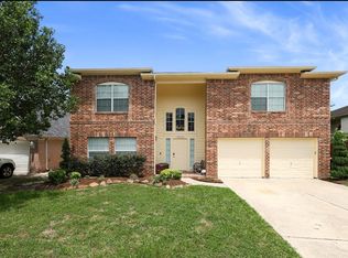18222 Winding Timbers Ln, Humble, TX 77346