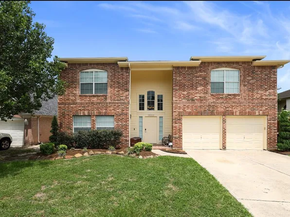 18222 Winding Timbers Ln, Humble, TX 77346