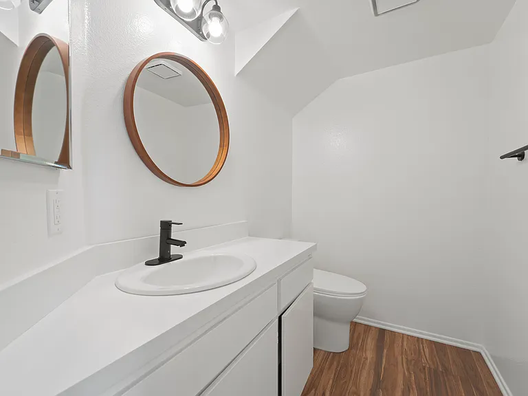 10615 Woodbridge St #103 — Photo 3