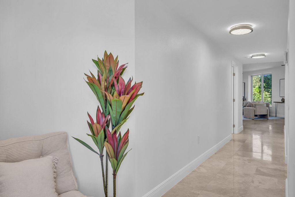2880 NE 14TH ST Causeway #213, photo 5