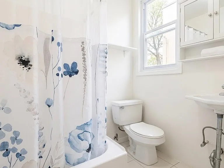 825 McDonald Ave #3 — Photo 3