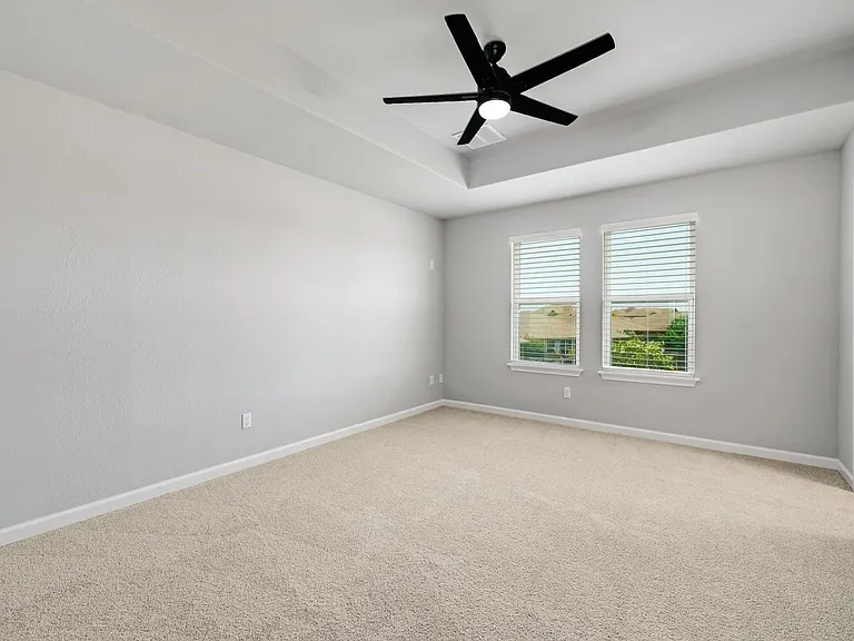 176 Flannery Ln — Photo 29