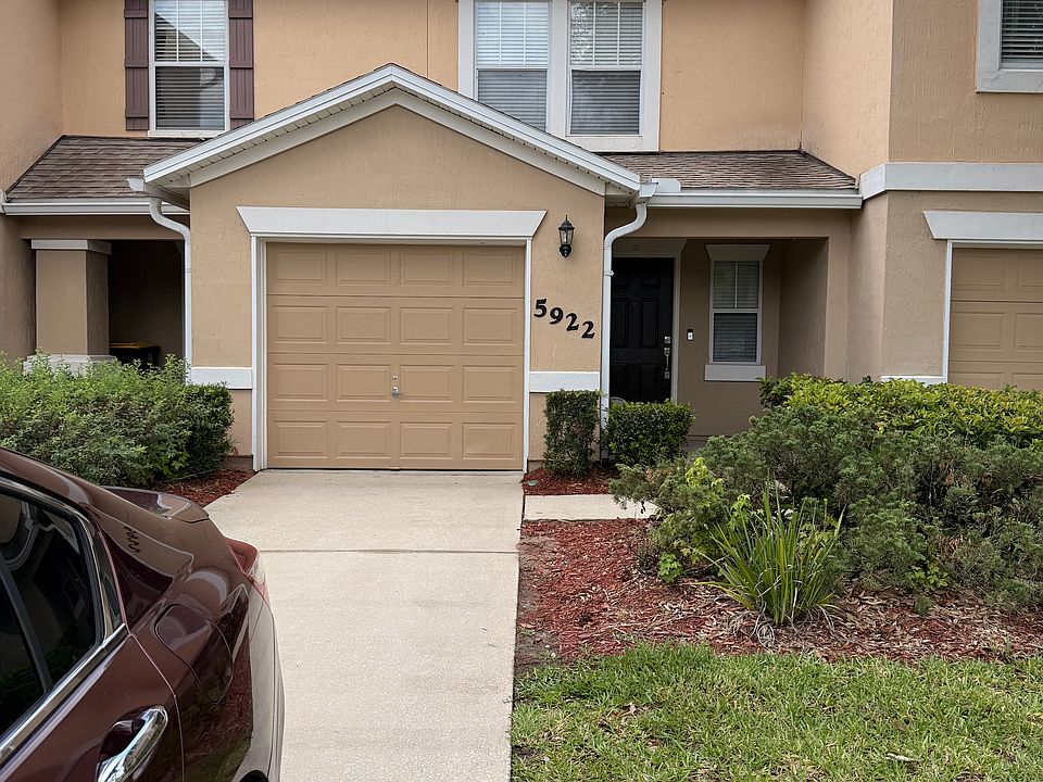 1st image of 5922 Brice Ct