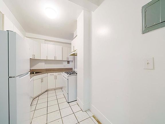 2nd image of 237 E 20th St APT 2H