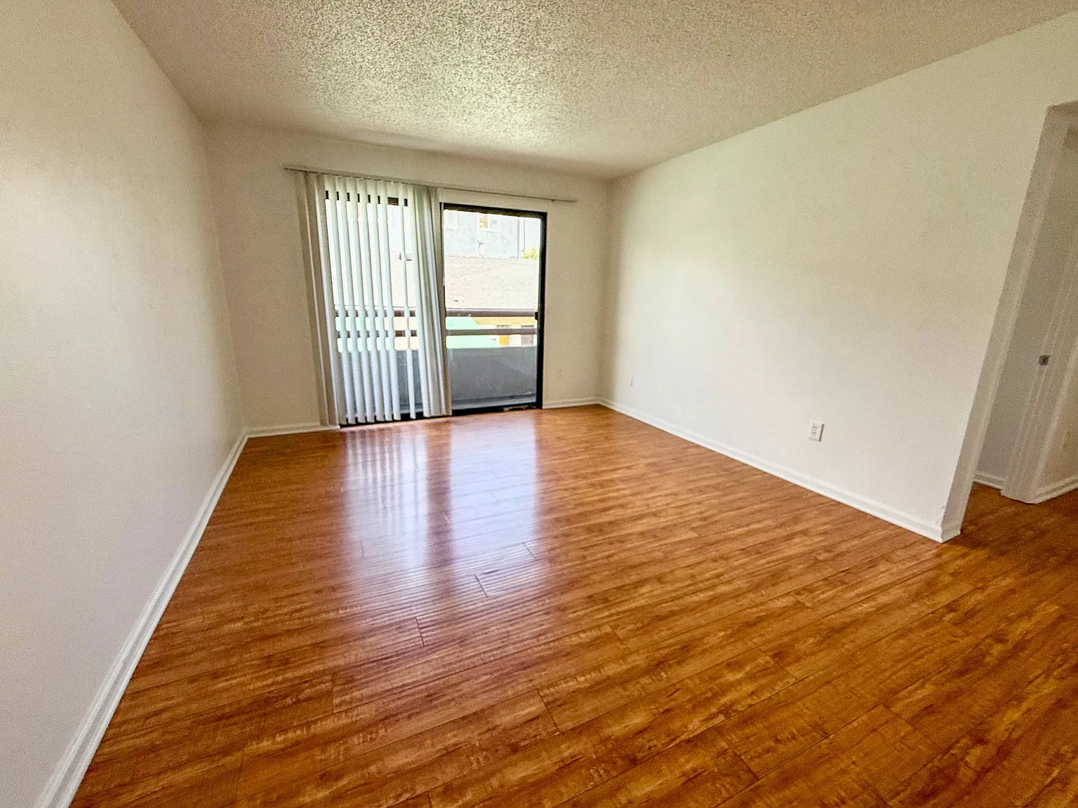 2 bed, 1.0 bath, $2,295 — Photo 4