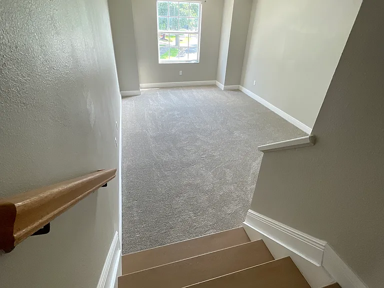 Upstairs bonus room/5th bedroom/Media room