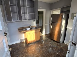 14911 Kinsman Rd APT 3, Cleveland, OH 44120