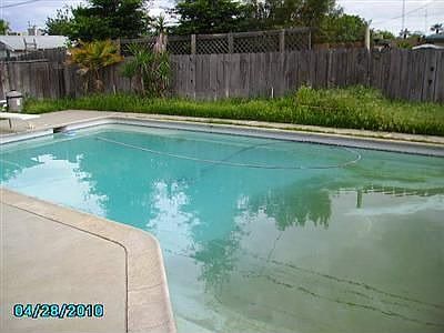 5th image of 5774 E Holland Ave