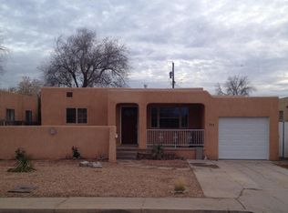 824 Douglas Macarthur Rd NW, Albuquerque, NM 87107