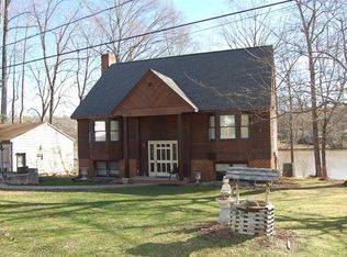 2218 Overlook Rd, Powhatan, VA 23139