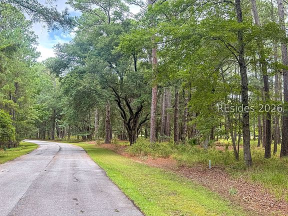 5th image of 7 River Road