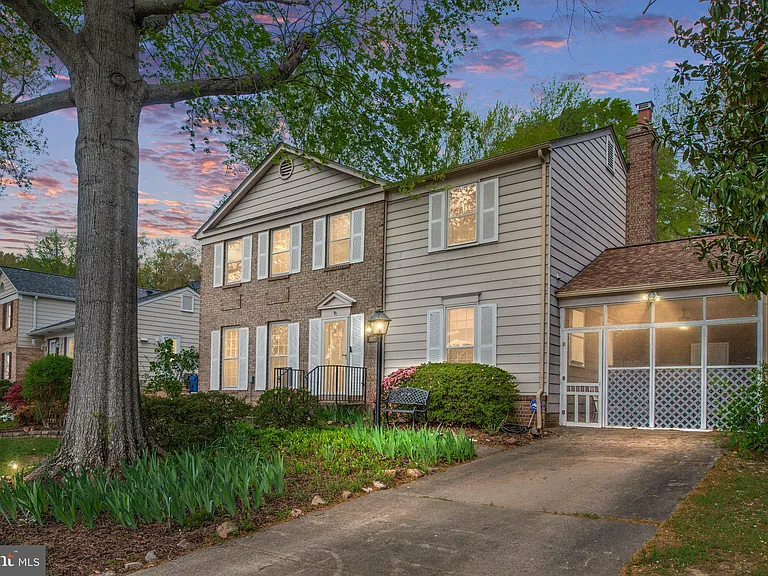 6917 Stoneybrooke Ln — Photo 4