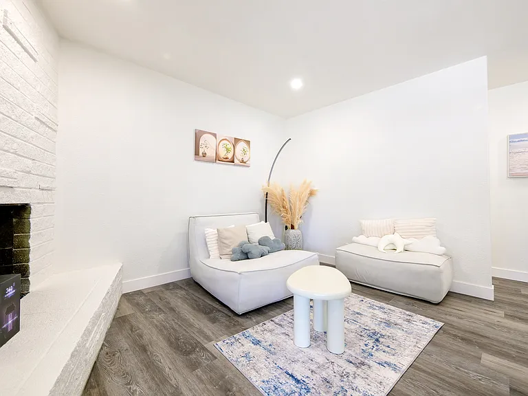 9042 El Oro Plaza Dr — Photo 17