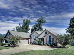 322 White Sand Rd, Florence, MS 39073