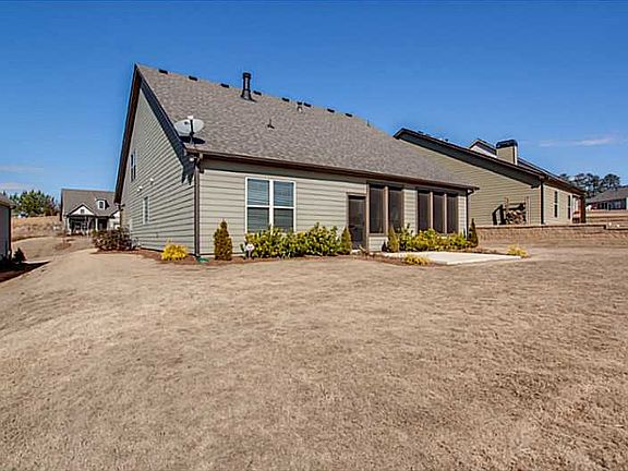 3rd image of 6758 Blue Heron Way