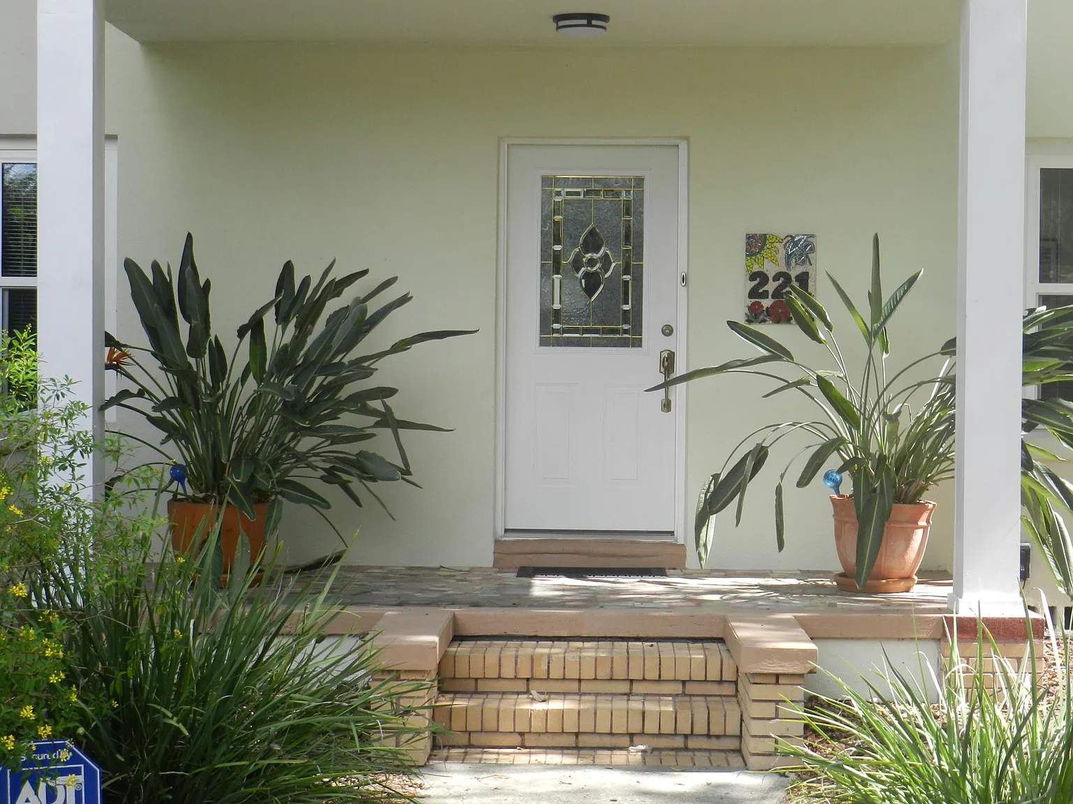 2 bed, 1250 sqft, $2,800 — Photo 2