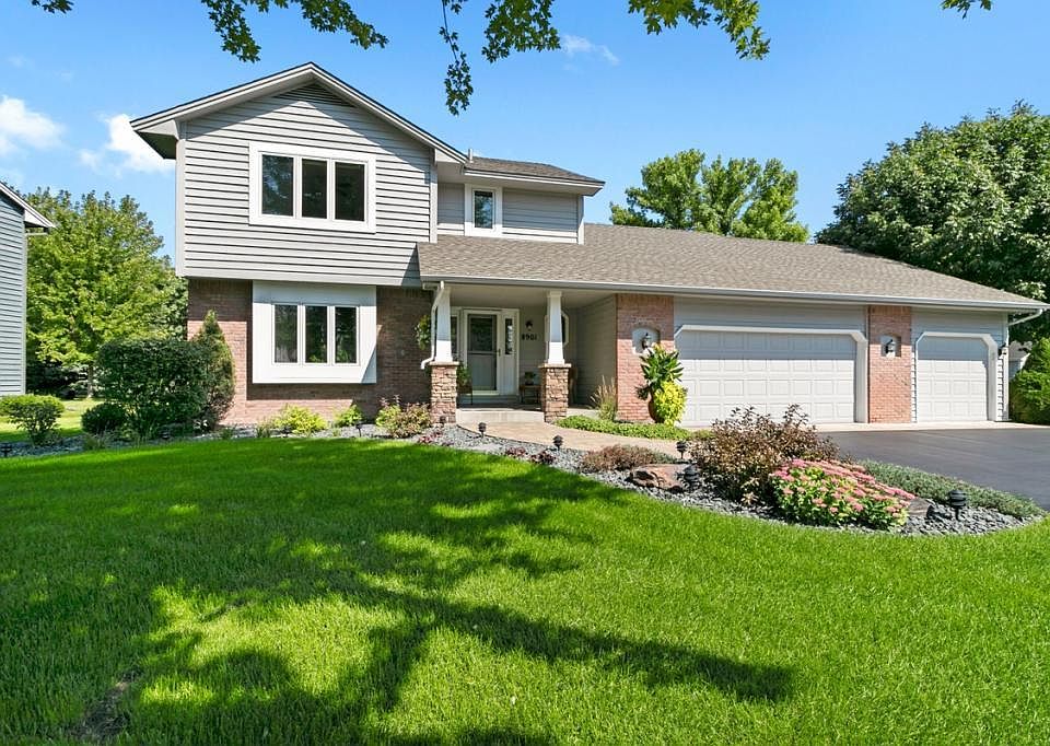 1st image of 8901 Loch Lomond Ct