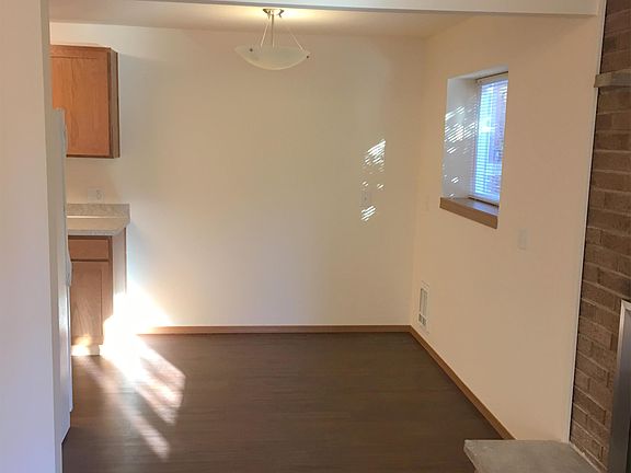 2nd image of 2436 NW 59th St #B