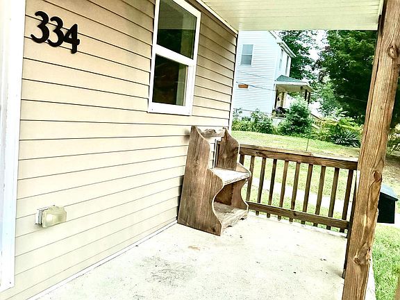 5th image of 334 S Commerce St