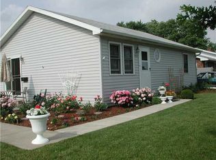 423 Jackson St APT A, Elmore, OH 43416