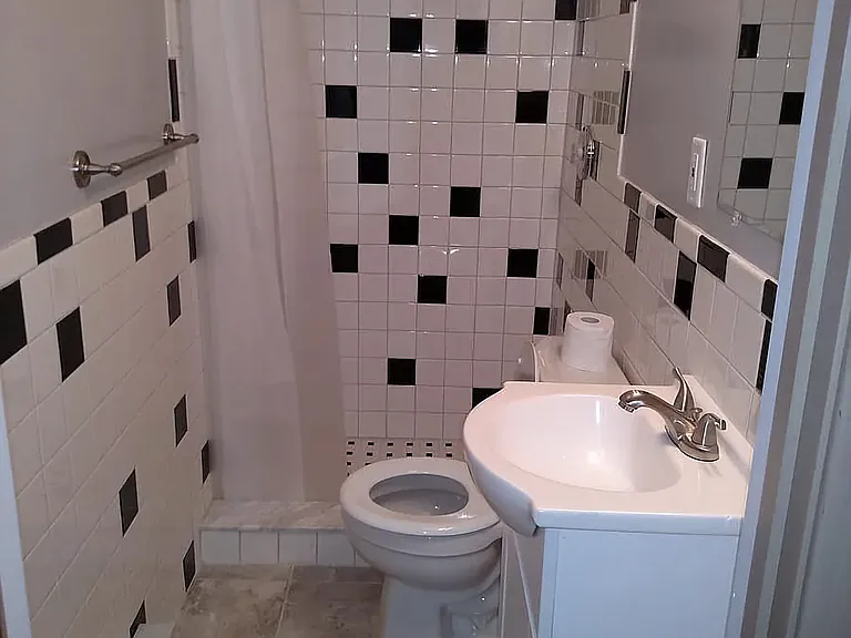 7555 Southwestern Blvd #A — Photo 6