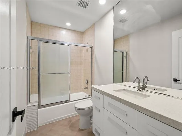 1087 Deerwood Ln — Photo 12