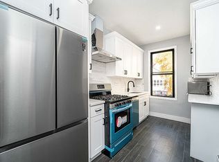 41-08 Ditmars Blvd #2, Astoria, NY 11105