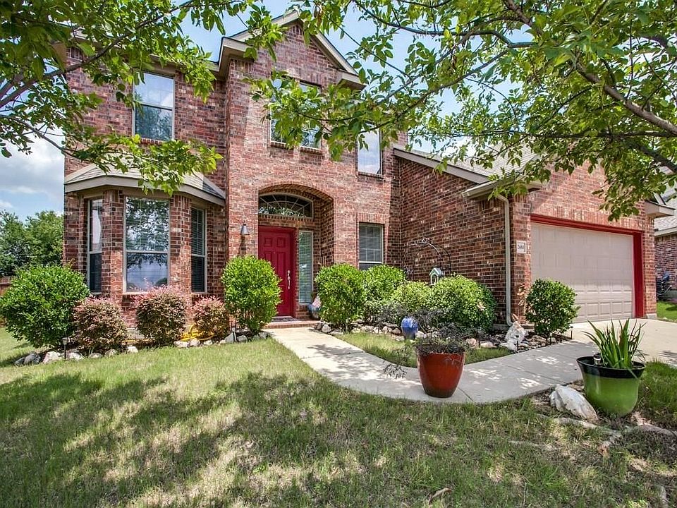1st image of 2604 Clover Hill Ct