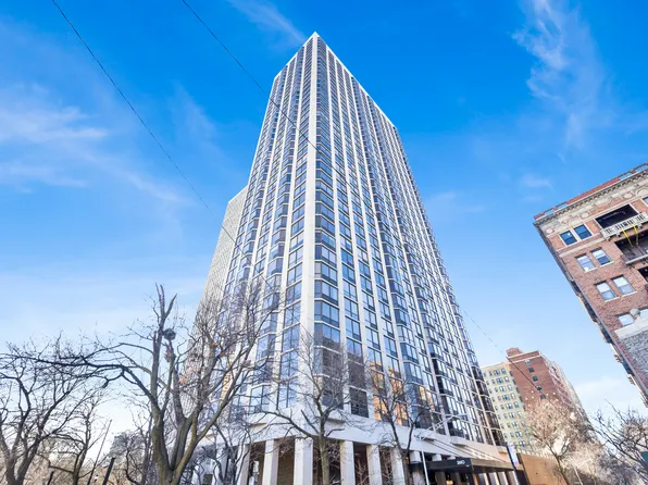 2650 N Lakeview Ave APT 1903, Chicago, IL 60614