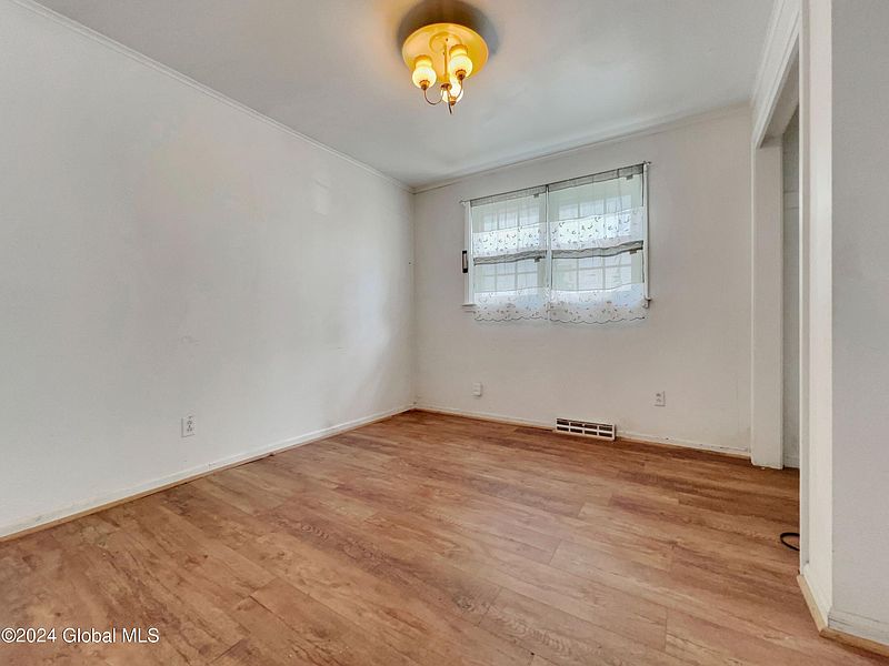 5th image of 37 Cherry Street