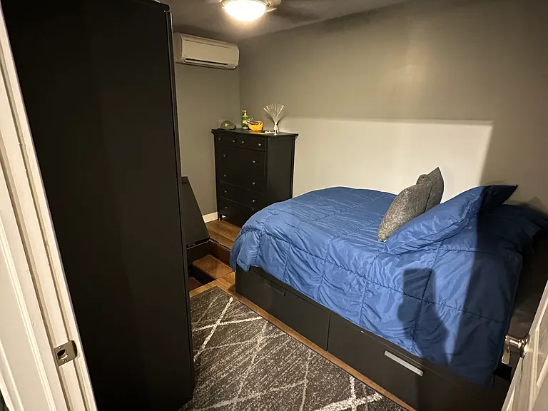 2413 Vine St #1 — Photo 6