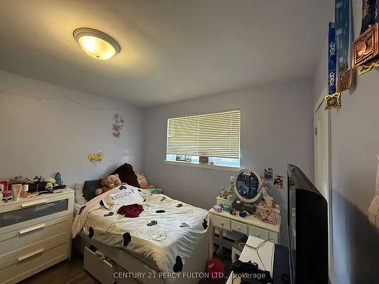 706 Dunlop St W #3 — Photo 5