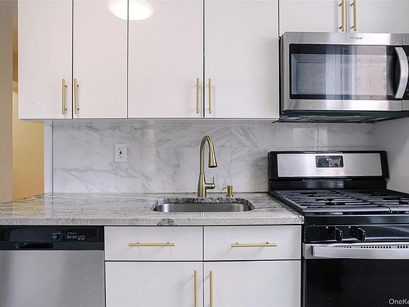 3rd image of 345 Bronx River Road #4D