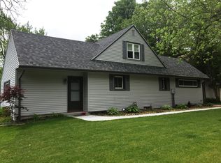 627 Marilyn Rd, Rossford, OH 43460